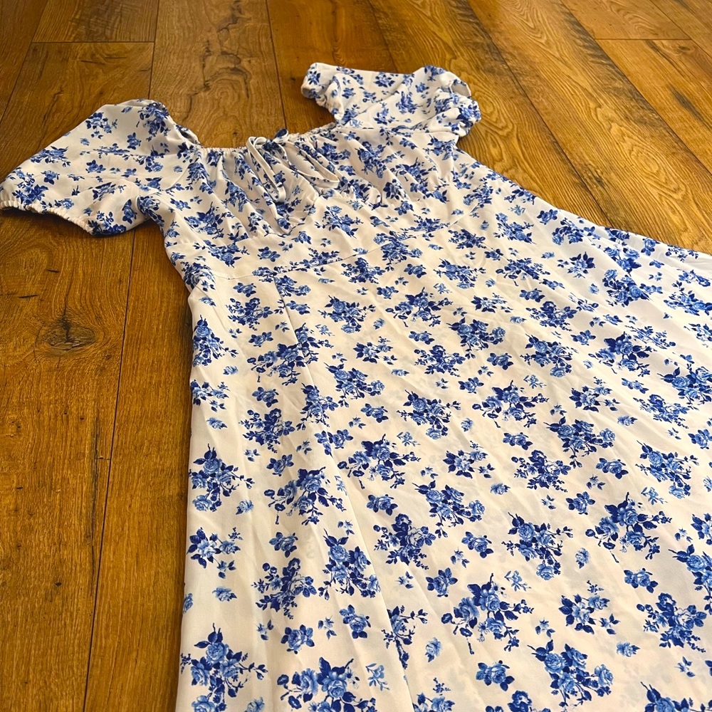 SHEIN Blue Floral Maxi Dress